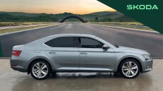 Skoda Superb 1.5 TSI SE L Executive 5dr DSG Petrol Hatchback